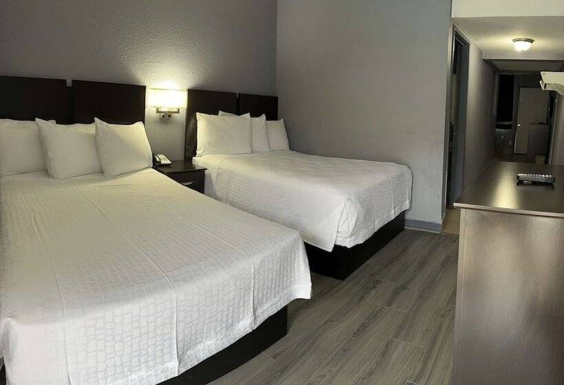 带2个双人床的标准工作室, Americas Best Value Inn And Suites Groves