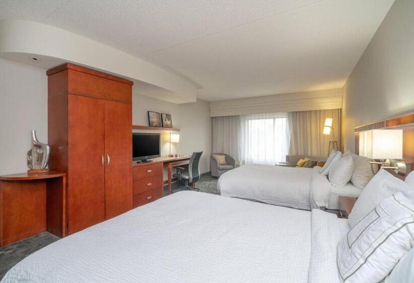 Номер Стандарт Адаптированный для Инвалидов, Courtyard By Marriott Salisbury