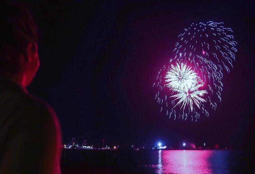 Стандартный Номер Кровать Кинг, Mackinaw Beach And Bay Inn & Suites