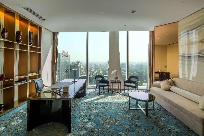 سوئیت اجرایی با تخت کینگ, Conrad Beijing