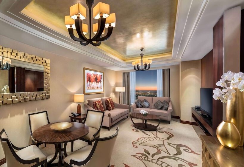 Люкс Повышенной Комфортности, Conrad Dubai