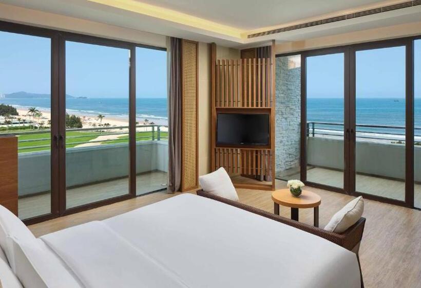 Люкс Премиум Вид на Море, Crowne Plaza Hailing Island, An Ihg