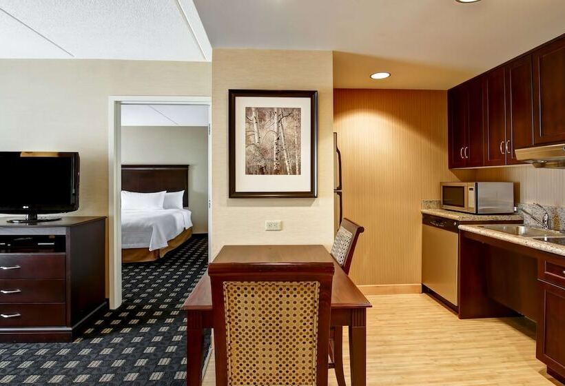 适合残疾人士使用的套间, Homewood Suites By Hilton Toronto Airport Corporate Centre