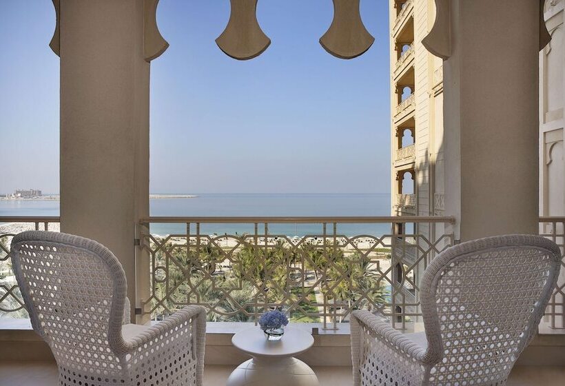 주니어 스위트 킹사이즈 침대, Waldorf Astoria Ras Al Khaimah