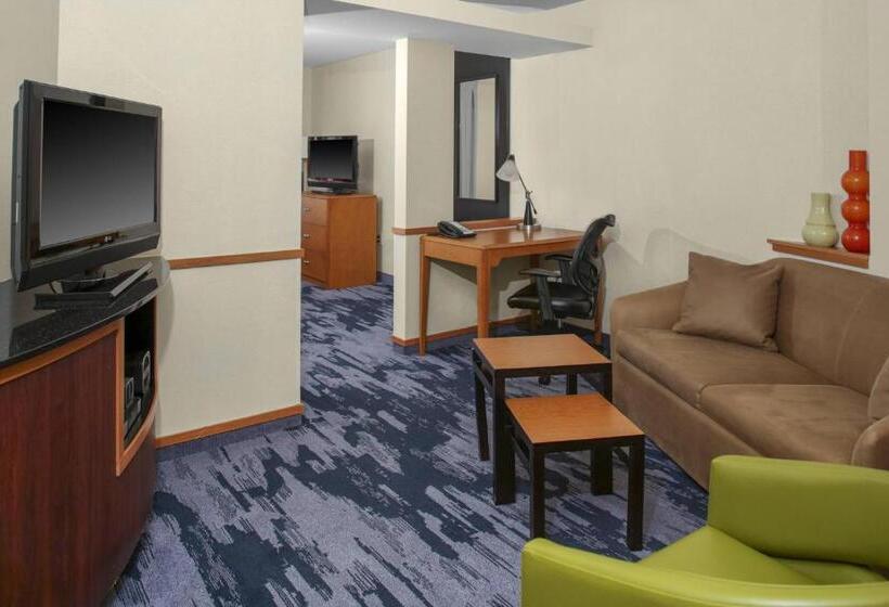 Студио Стандарт Кровать Кинг, Fairfield Inn & Suites Milledgeville