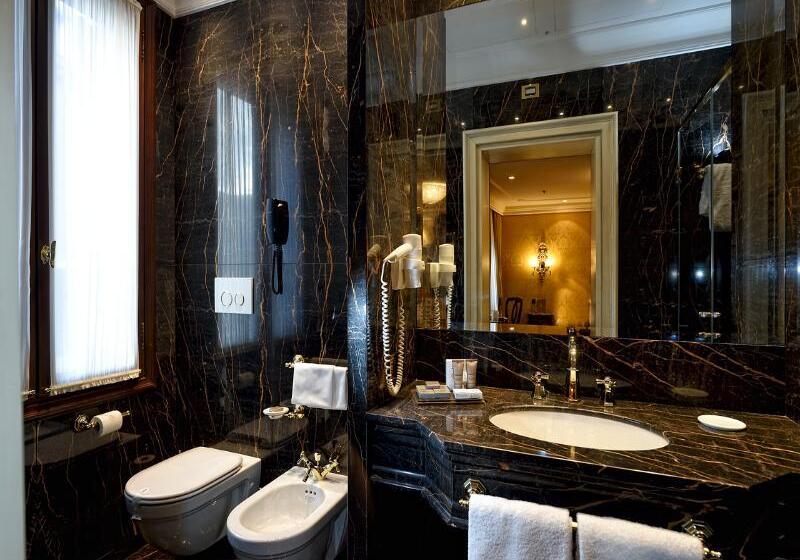 اتاق لوکس, Ai Reali   Small Luxury Hotels Of The World