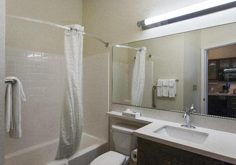 Люкс Кровать Кинг, Candlewood Suites San Marcos, An Ihg