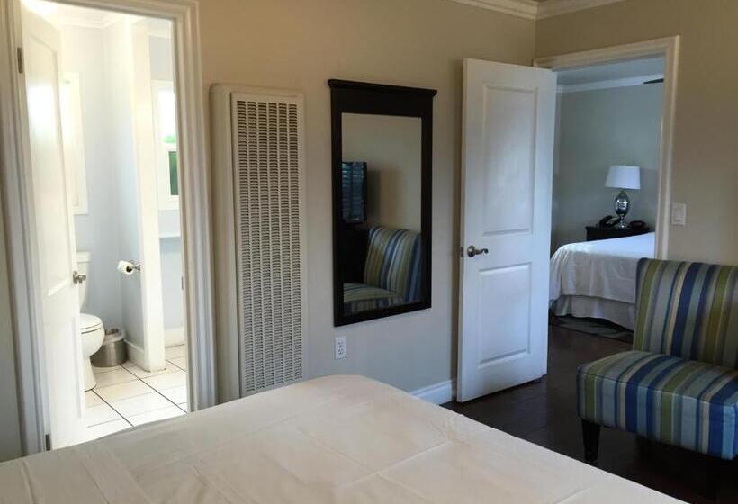 디럭스 패밀리 룸, Beach Bungalow Inn And Suites