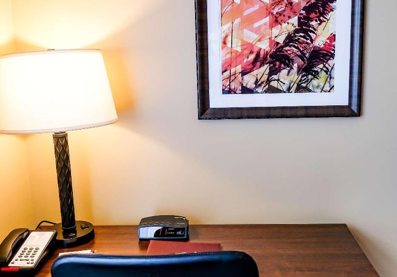 Номер Стандартный Кровать Куин, Best Western Plus Dutch Haus Inn And Suites