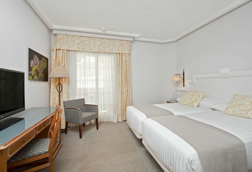 带海景的标准房, Meliá Isla Canela