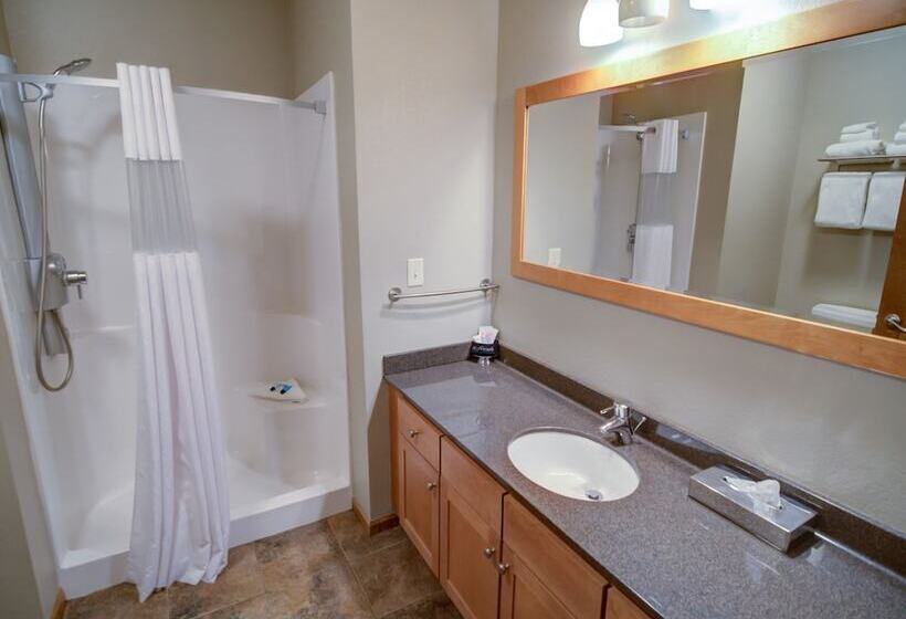 带1个卧室的顶楼公寓, Beacon Pointe On Lake Superior
