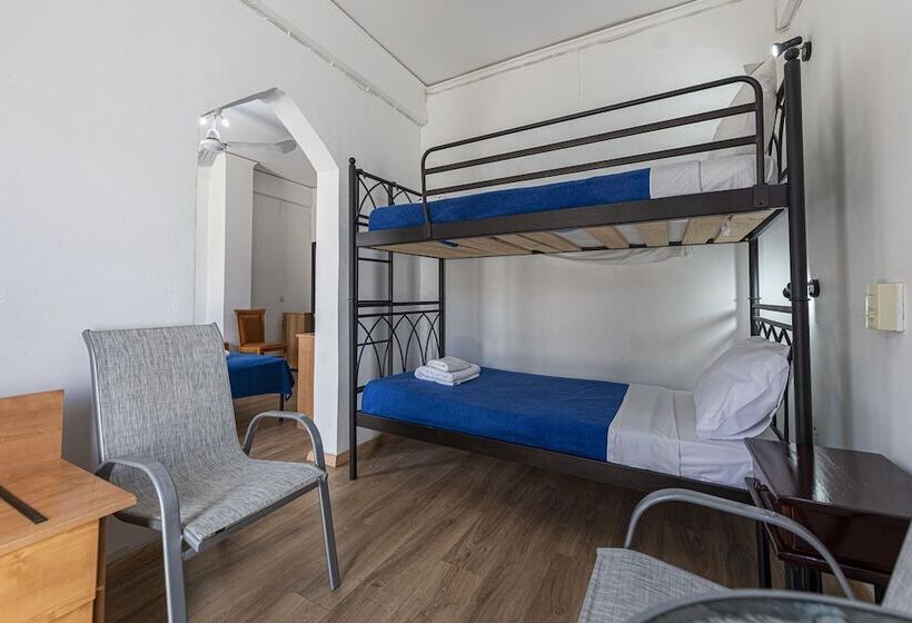 Chambre Familiale, Sparta Team