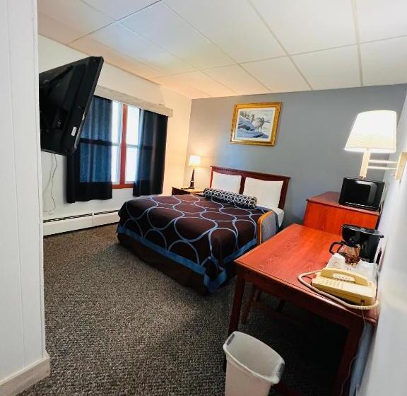 Номер Стандарт, Budget Inn Marinette