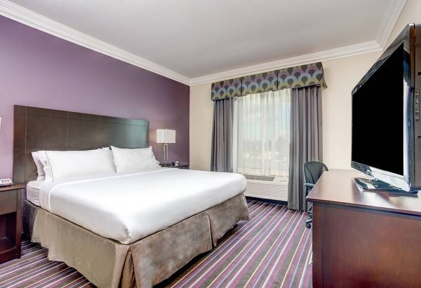 Люкс, Holiday Inn Express & Suites Raceland   Highway 90, An Ihg