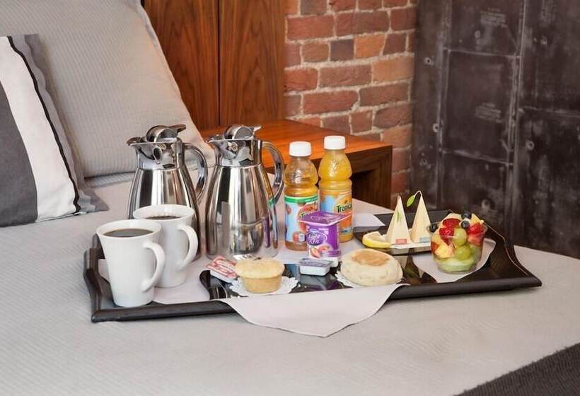 Люкс Повышенной Комфортности, St Paul Hotel Wooster