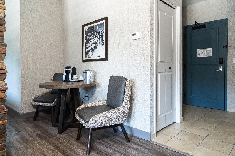 Люкс Кровать Кинг, Holiday Inn Resort Deadwood Mountain Grand, An Ihg
