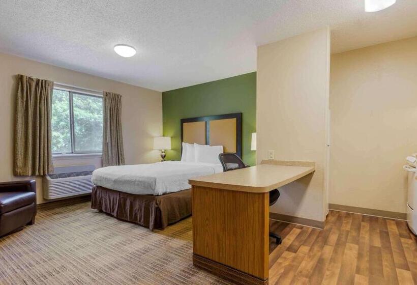 标准工作室, Extended Stay America Select Suites   Greenville   Haywood Mall