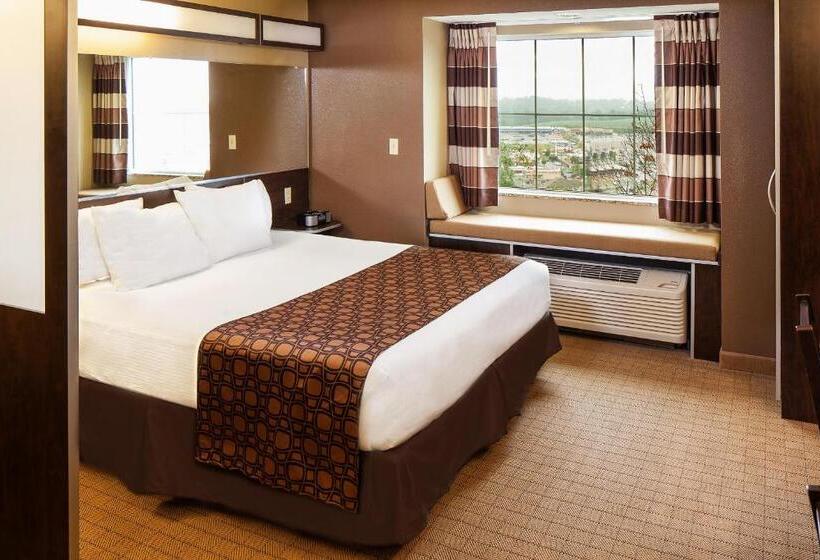 Люкс, Microtel Inn & Suites By Wyndham St Clairsville   Wheeling