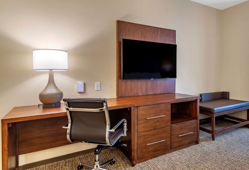 Люкс, Comfort Suites