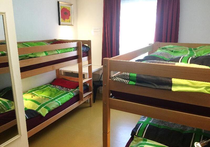 4인용 스탠다드 룸, A&t Hotel & Hostel