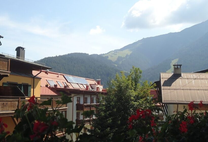 スタンダードトリプルルーム, Landhaus Klausnerhof Hotel Garni
