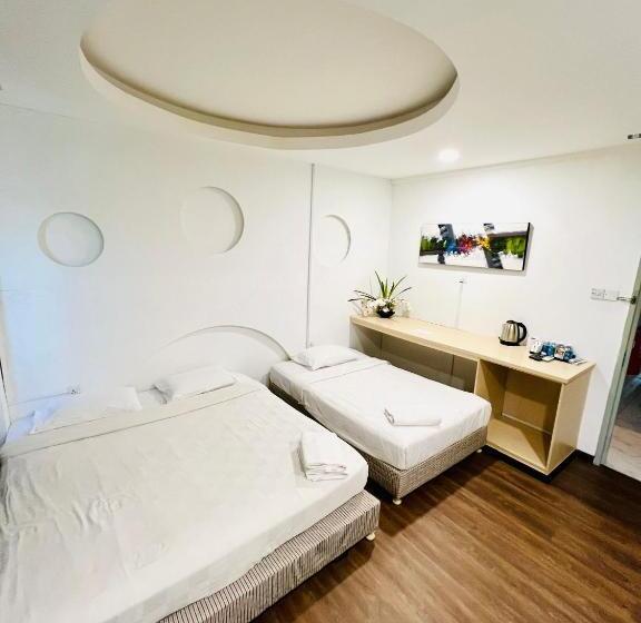 Chambre Familiale, V Hotel Melaka