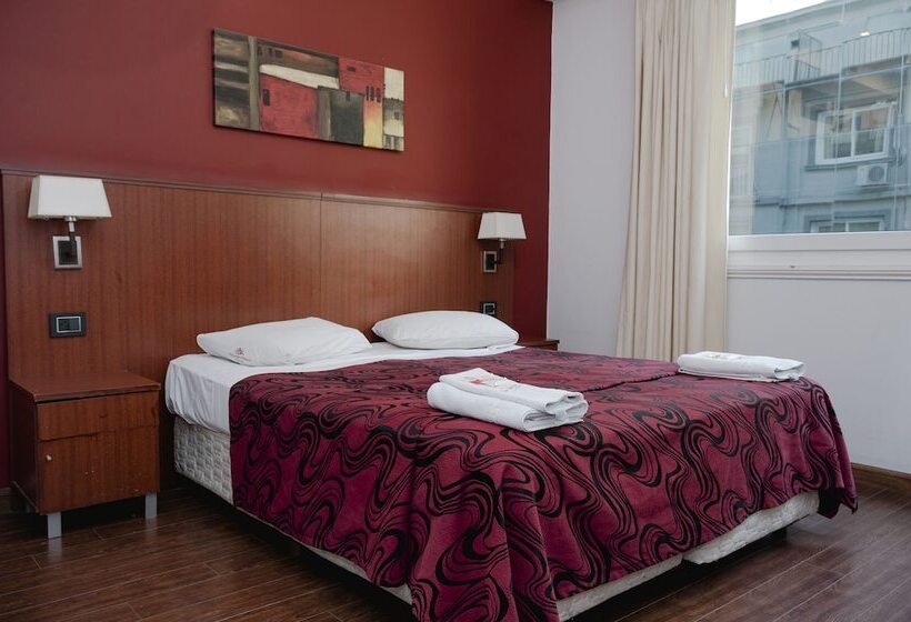 اتاق استاندارد چهار تخته, Tucuman Palace