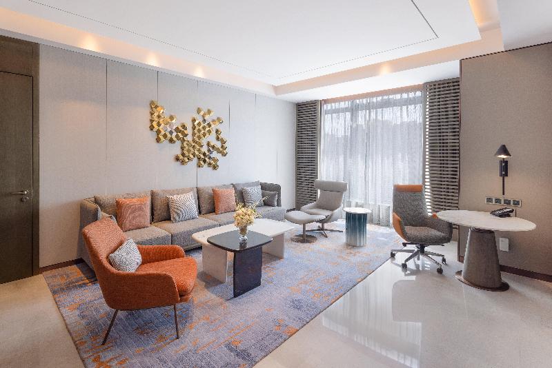 Люкс, Crowne Plaza Qingdao Jinshui, An Ihg