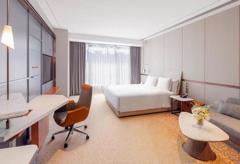Стандартный Номер Кровать Кинг, Crowne Plaza Qingdao Jinshui, An Ihg