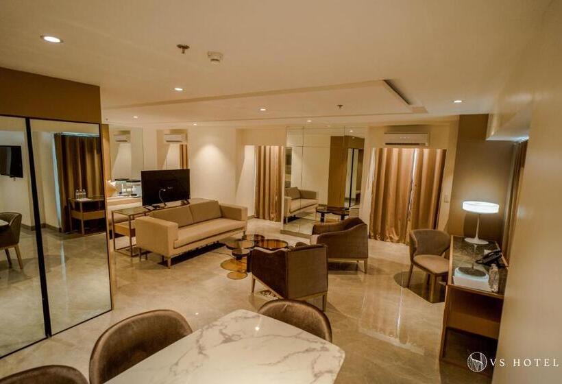 جناح, Vs