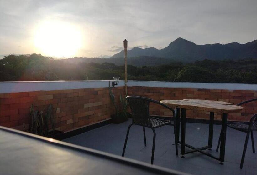 테라스 스위트, Hostal Bon Hábitat