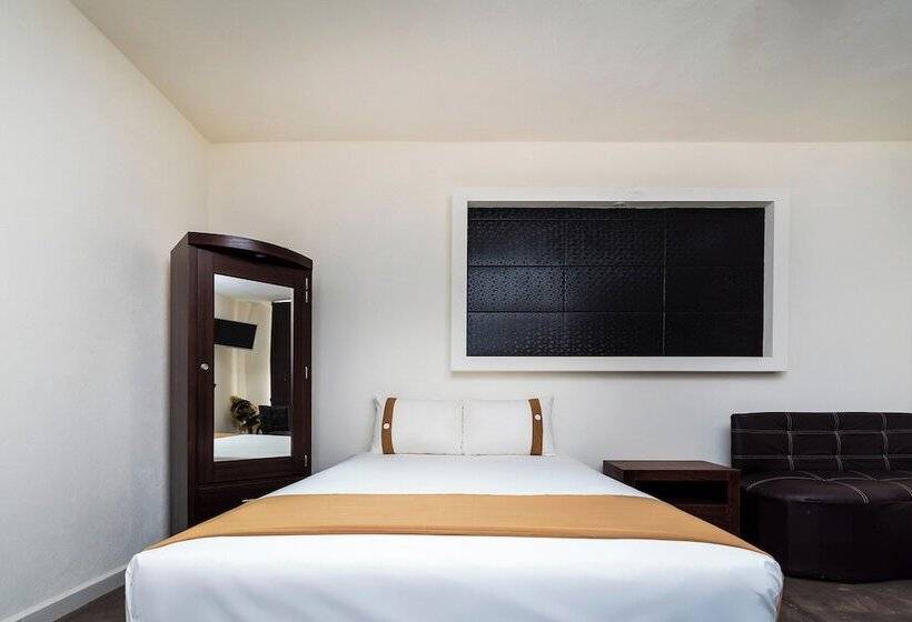 اتاق لوکس, Capital O Hotel Joyma Suites, San Luis