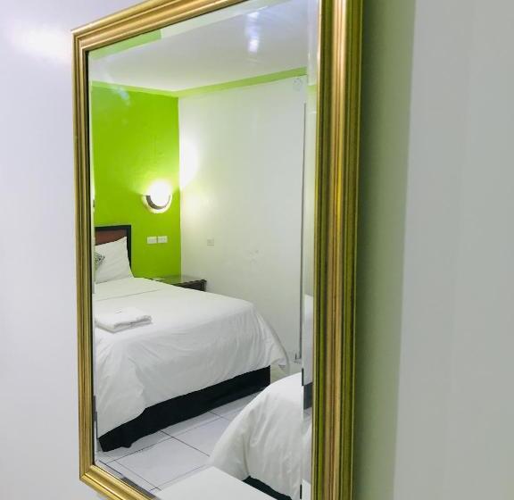 패밀리 룸, Accel Hotel La Quinta