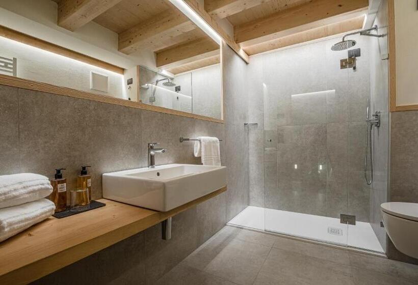 1 Bedroom Apartment, Chalet Alpenrose