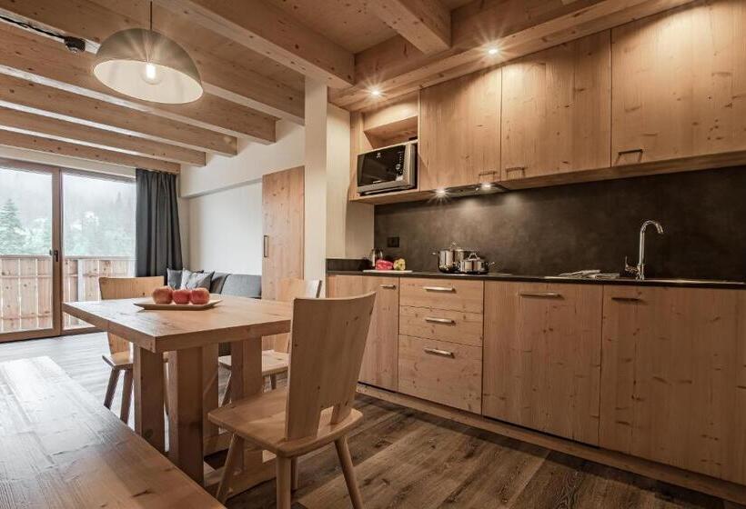 1 Bedroom Superior Apartment, Chalet Alpenrose