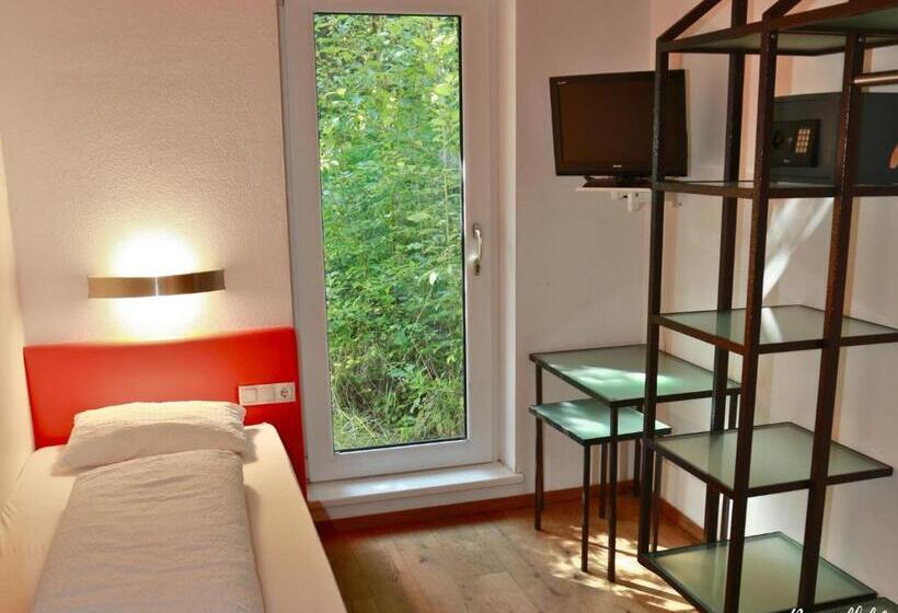 اتاق استاندارد یک نفره, Sporthotel Shanti