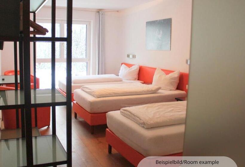 اتاق استاندارد سه نفره, Sporthotel Shanti