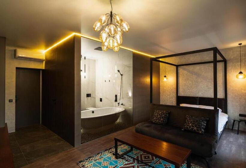 스위트, Sofa Boutique Hotel & Spa
