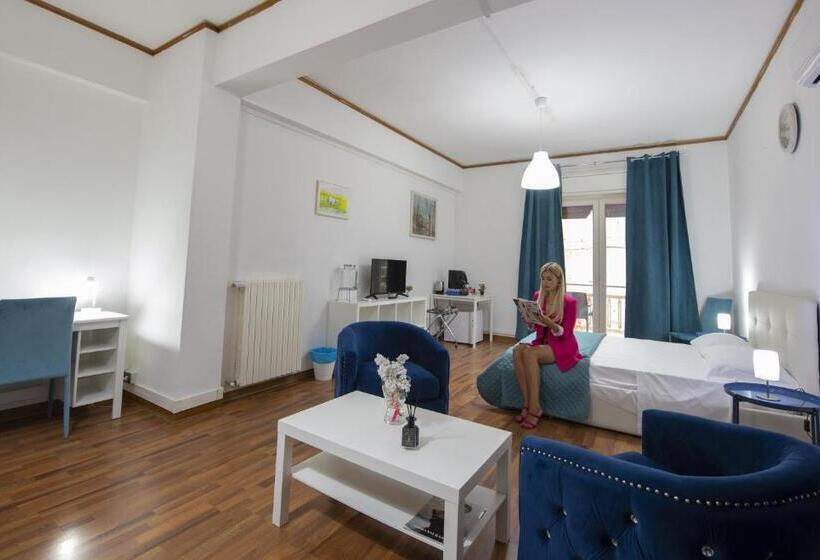 테라스 스위트, Doctor House Standard, Suites & Luxury Rooms