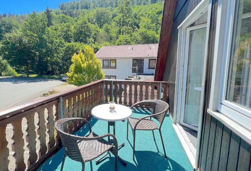 Студио Стандарт с Балконом, Vor Lauter Bäumen B&b