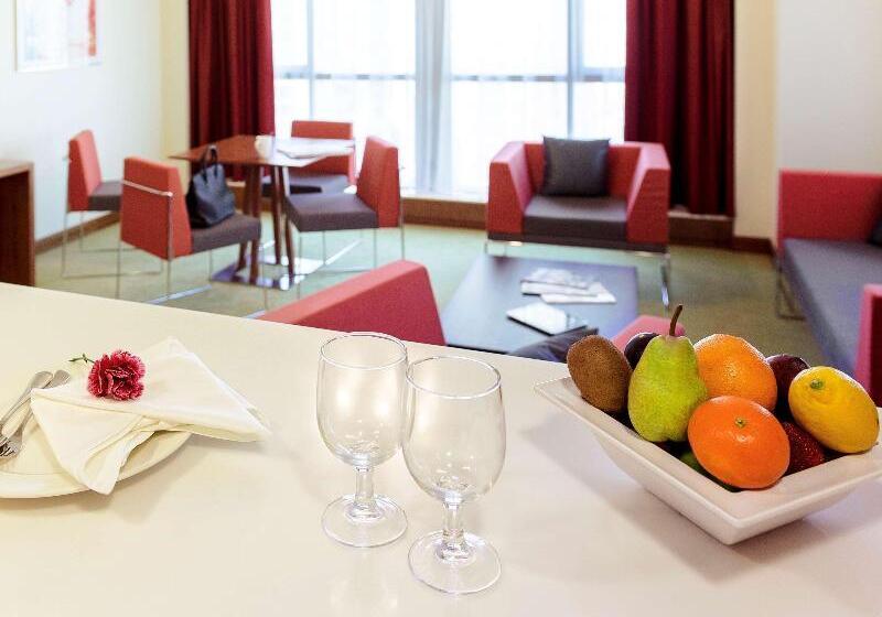 Апартаменты 2 Спальни, Aparthotel Adagio Fujairah