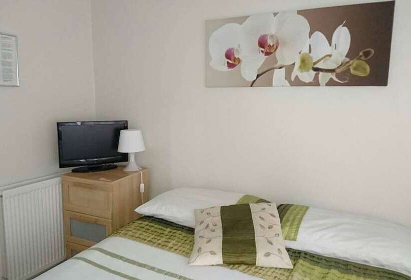 Трехместный Номер Комфорт, Apple House Guesthouse Heathrow Airport