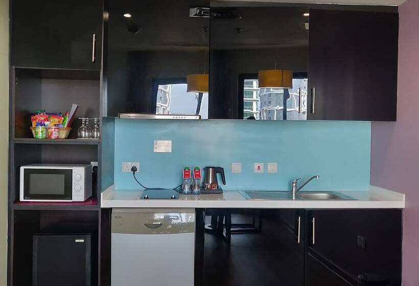 1 Bedroom Apartment City View, Ramada Hotel, Suites And Apartments By Wyndham Dubai Jbr