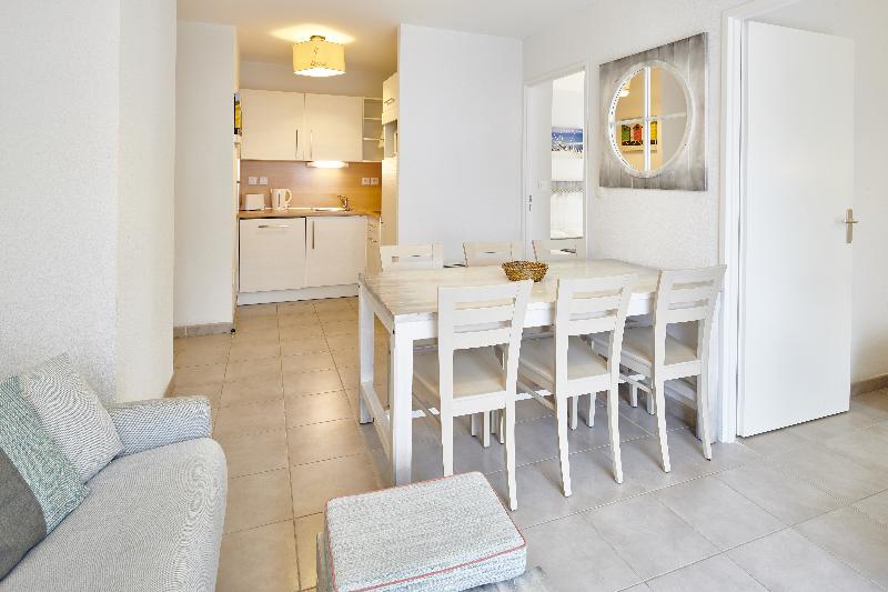 Апартаменты 3 Спальни, Résidence Vacances Bleues Les Jardins D Arvor