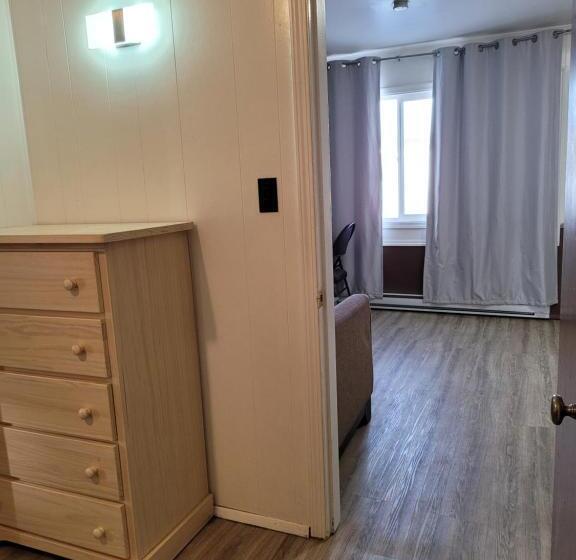 Номер Стандарт, Midtown Motel On Alaska Ave