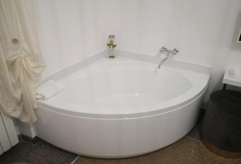 Номер Deluxe, Babbo Maison