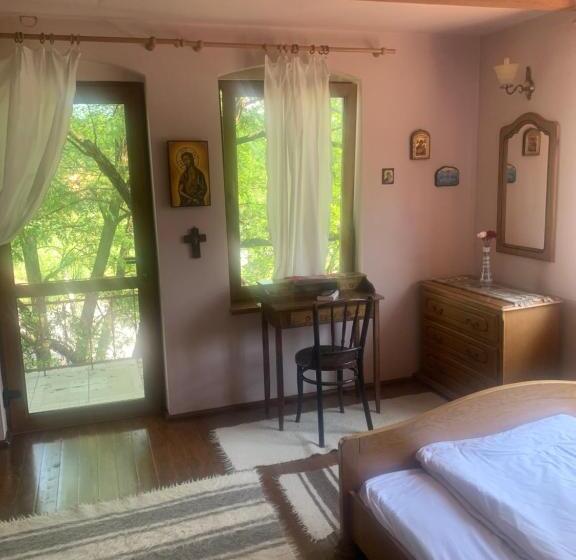 آپارتمان 1 خوابه با تراس, Vila Zia