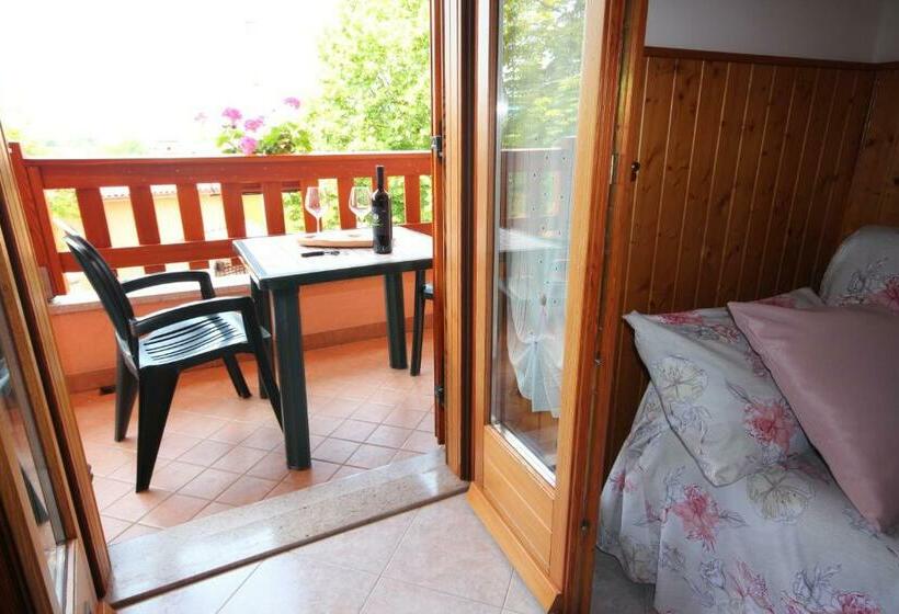 침실 1개 발코니 아파트, Agriturismo Skerlj
