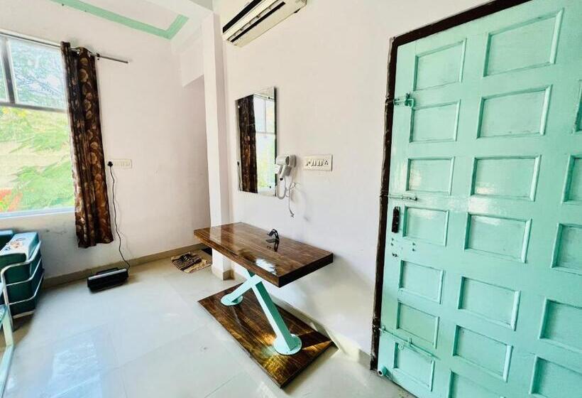 Трехместный Номер Deluxe, Bhoora House