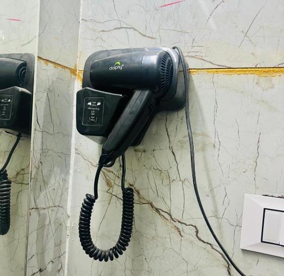 Студио Стандарт Вид на Сад, Bhoora House